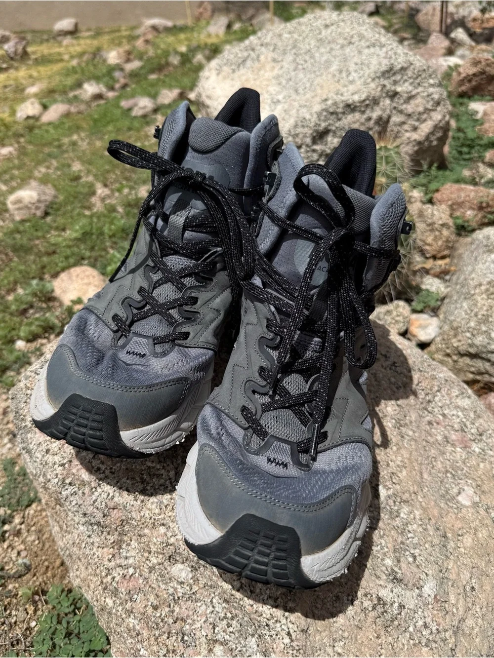 Men’s Hoka Anacapa Breeze Mid Hiking Boot 11D